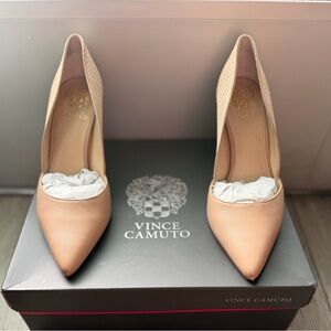 Vince Camuto Pump